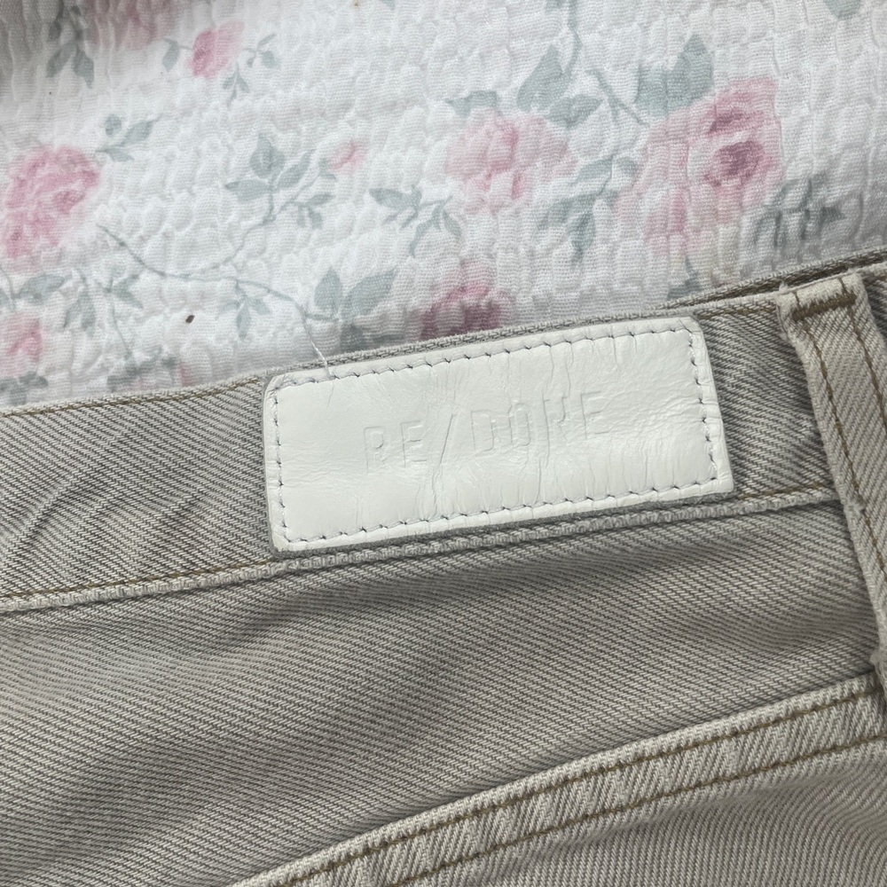 $295 RE/DONE 70s Ultra High Rise Wide Leg Jeans in grey - Picture 4 of 11
